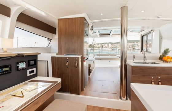 Catamaran Catana Group Bali 4.2 - 4 + 1 cab. 12m