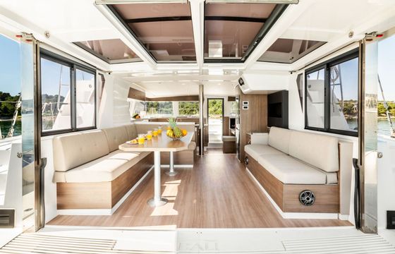 Catamaran Catana Group Bali 4.2 - 4 + 1 cab. 12m