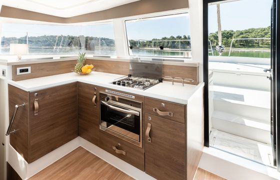 Catamaran Catana Group Bali 4.2 - 4 + 1 cab. 12m