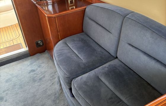 Motorboat Princess Princess 38 700hp