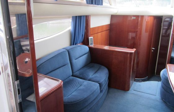 Motorboat Princess Princess 38 700hp