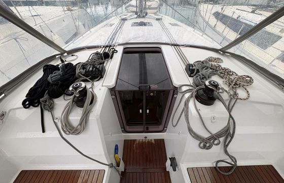 Sailboat Oceanis 40.1 12m
