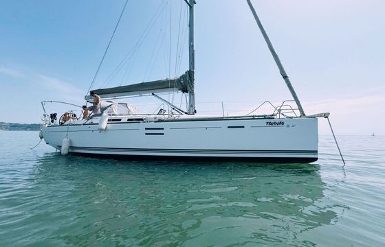 Sailboat Dufour 40 E Performance 11.99m