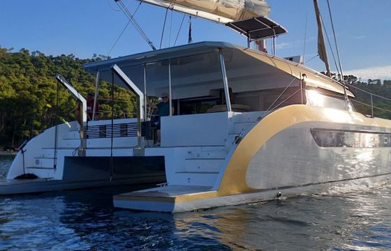 Catamaran Luna 49 14.9m