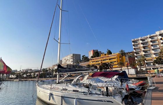 Sailboat Bavaria 40 Cruiser 12m