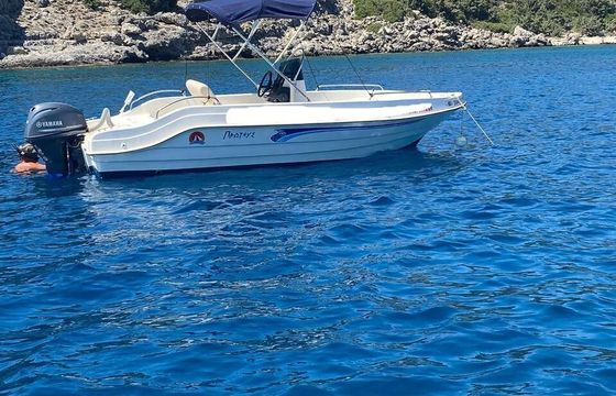 Boat without licence Poseidon Proteus