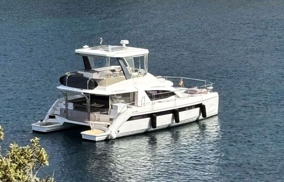 Catamaran Robertson & Caine Leopard 43 13m