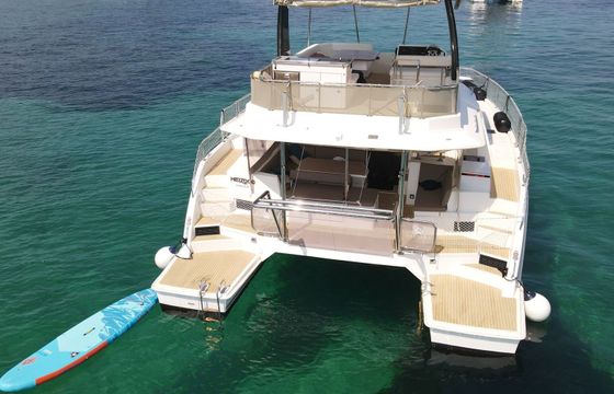 Catamaran Robertson & Caine Leopard 43 13m