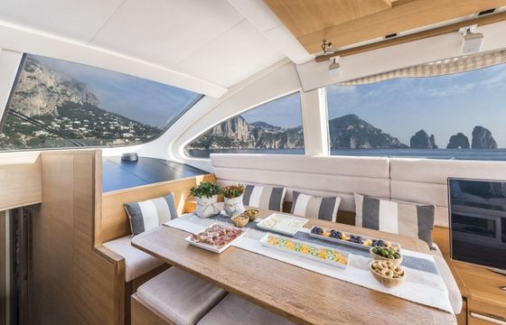 Motor yacht Aicon Aicon 72 SL 3100hp
