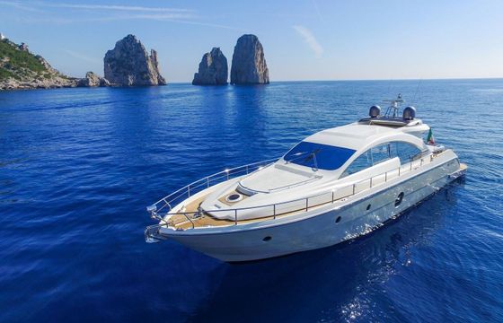 Motor yacht Aicon Aicon 72 SL 3100hp