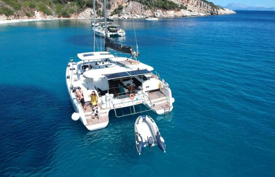 Catamaran LAGOON 42 12.94m
