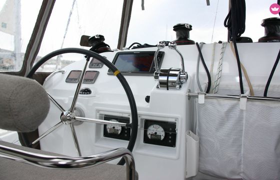 Catamaran Lagoon 400 11.97m