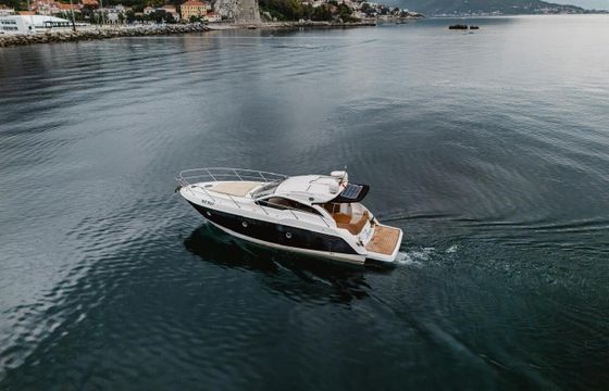 Motorboat Sessa Marine C35 512hp