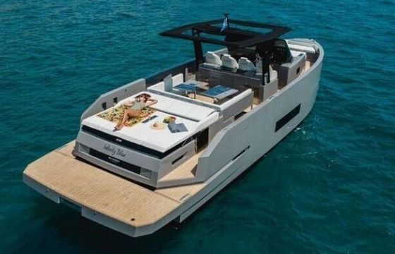 Motorboat DeAntonio Yachts D42 900hp