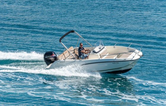 Motorboat Quicksilver Activ 605 Open 150hp