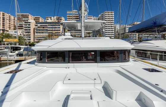 Catamaran Lagoon-Bénéteau Lagoon 55 - 4 + 2 cab. 16m