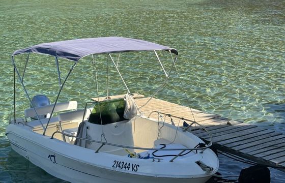 Motorboat Sessa Key largo 17