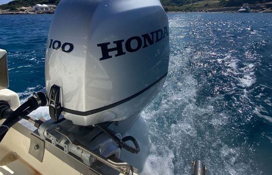 Motorboat Sessa Key largo 17