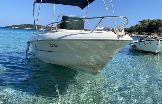Motorboat Sessa Key largo 17