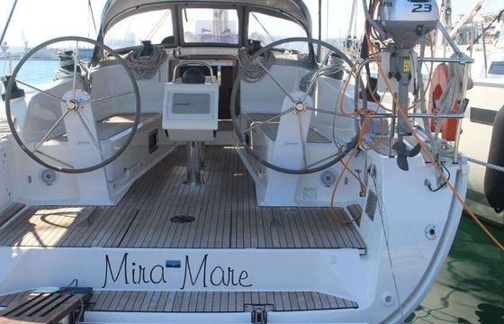 Sailboat Bavaria Yachtbau Bavaria Cruiser 41 - 3 cab. 12m