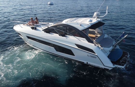 Motorboat Sunseeker Portofino 40 660hp