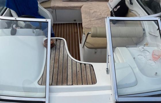 Motorboat Beneteau Cabrio 650 Flyer 150hp