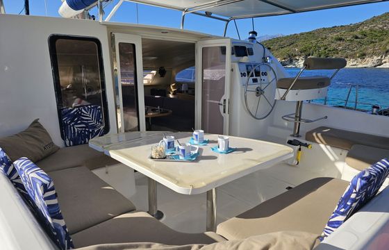 Catamaran ROBERTSON and CAINE LEOPARD 42 12.62m