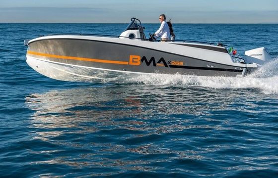 Motorboat BMA X266 300hp