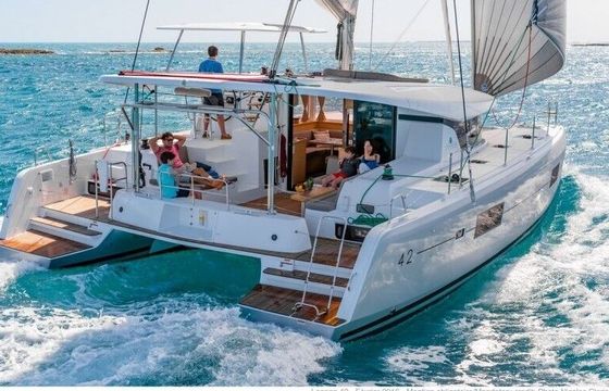 Catamaran Lagoon 42 12m