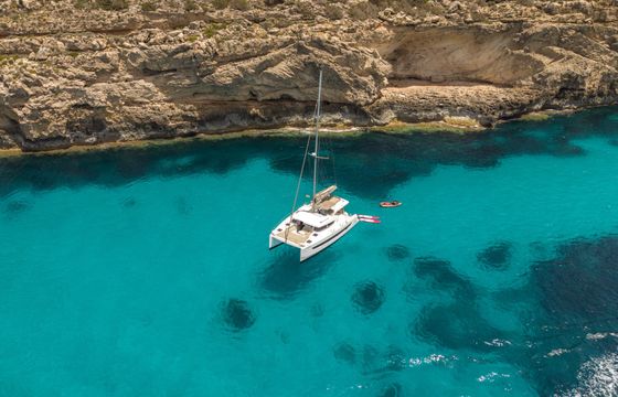 Catamaran Bali 4.4 13.75m