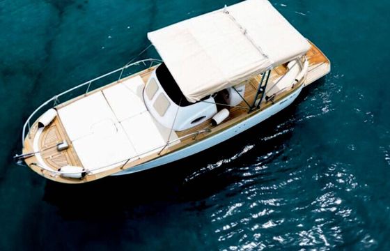 Motorboat Mimi 7.5 Walkaround 195hp