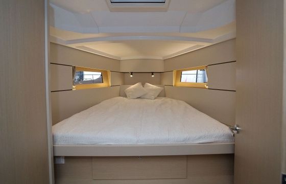 Sailboat Beneteau Oceanis 38.1 11m