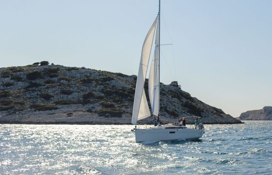 Sailboat JEANNEAU SUN ODYSSEY 349 10.34m