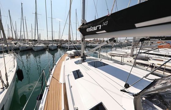 Sailboat Elan Impression 43 13m