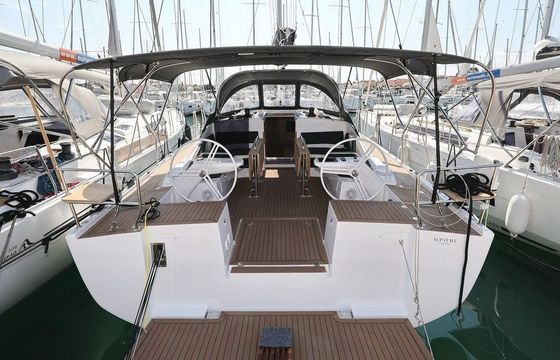 Sailboat Elan Impression 43 13m