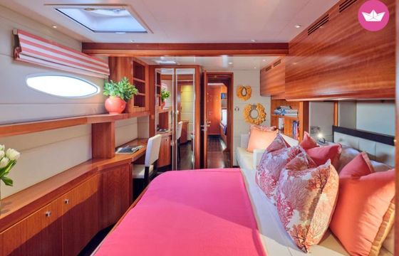 Catamaran Fountaine Pajot Galathea 65 19.35m