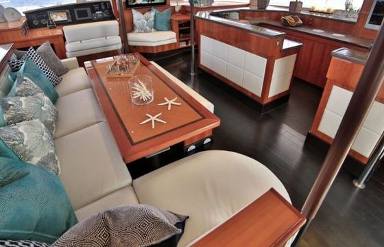 Catamaran Fountaine Pajot Galathea 65 19.35m