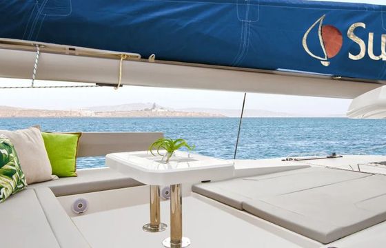 Catamaran Sunsail 454L 13m