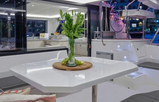 Catamaran Sunsail 454L 13m