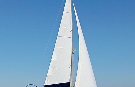 Sailboat Bavaria 37 Cruiser 11.4m