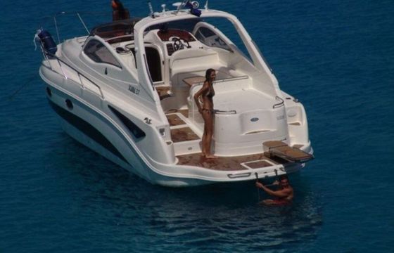 Motorboat Arturo Stabile Stama 37 700hp