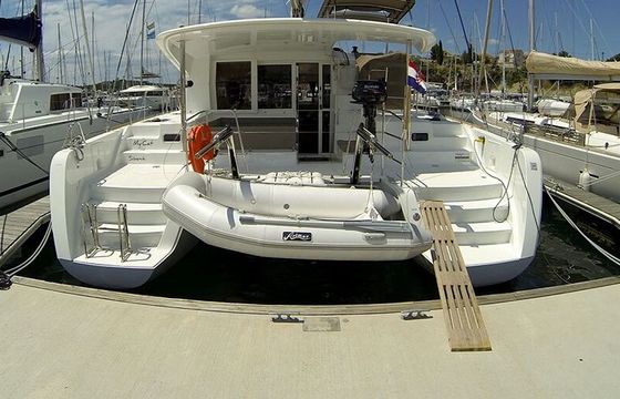 Catamaran LAGOON 39 11m