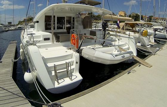 Catamaran LAGOON 39 11m