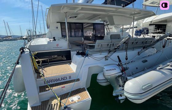 Catamaran Fountaine Pajot Fountaine Pajot Astrea 42 - 4 + 2 cab. 12.58m