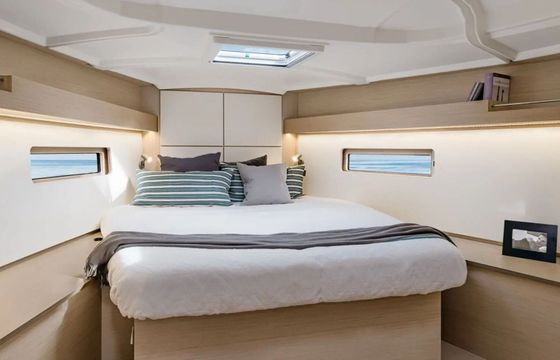 Sailboat Oceanis 40.1 /4cab 12m