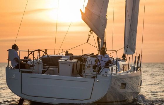 Sailboat Oceanis 40.1 /4cab 12m