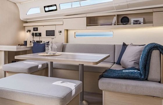 Sailboat Oceanis 40.1 /4cab 12m
