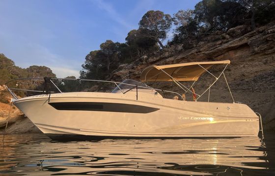 Motorboat Jeanneau Cap Camarat 7.5 WA 225hp