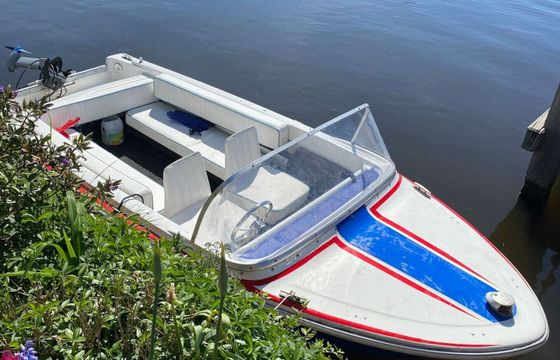 Boat without licence  sunseeker 14 3hp