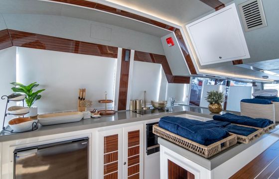 Motor yacht Al Shaali 2024 2200hp